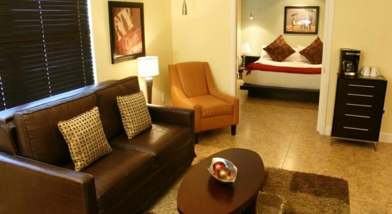 Hotel Crescent Resort