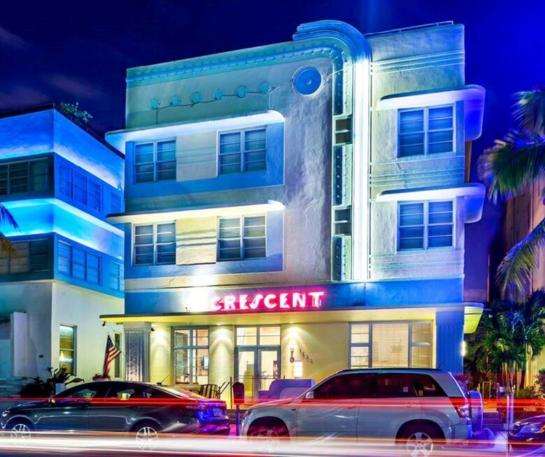 Hotel Crescent Resort