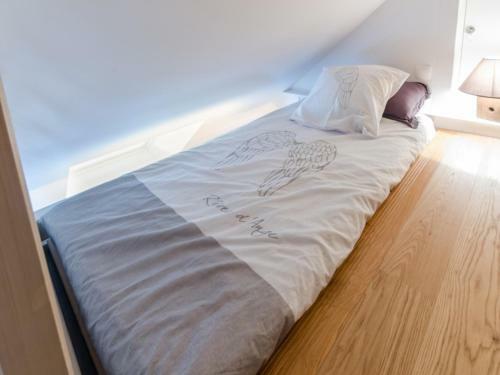 G�te Estissac, 3 Pi�ces, 4 Personnes - Fr-1-543-82