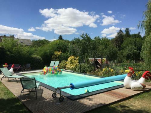 G�te Estissac, 3 Pi�ces, 4 Personnes - Fr-1-543-82