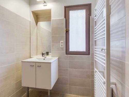 Alluring Holiday Home In Estagel With Private Pool