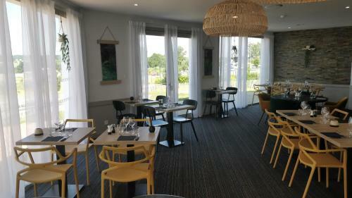 Brit Hotel Au Pays de Vitr�