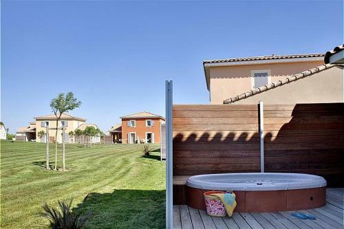 Hotel Le Domaine Du Golf Villa 3p 6p S AC