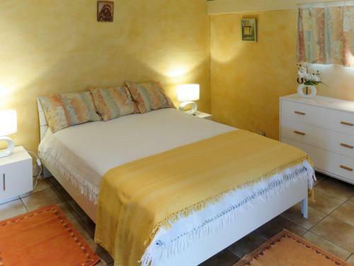 Holiday Home Saint Antoine - Bqy400