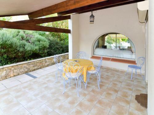 Holiday Home Saint Antoine - Bqy400