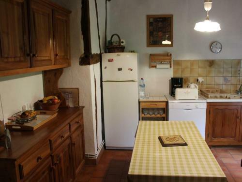 G�te Eymet, 4 Pi�ces, 6 Personnes - Fr-1-616-30