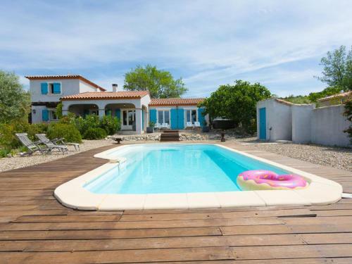 Modern Villa In Camplong With Private Pool