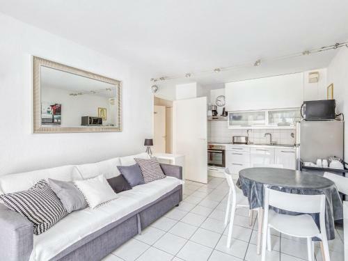 Apartment Le Cesar�e-5