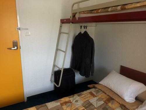 Hotel Thania