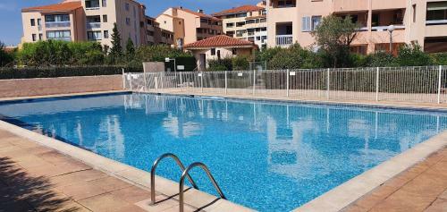 Apartamento Flat With Swimming Pool 5min From The Beach