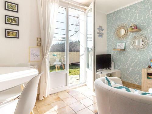 Plush Villa In Gargas With Private Swimming Pool