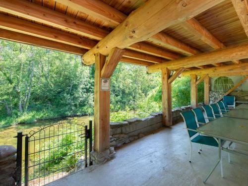 Secluded Holiday Home In Gagni�res With Swimming Pool