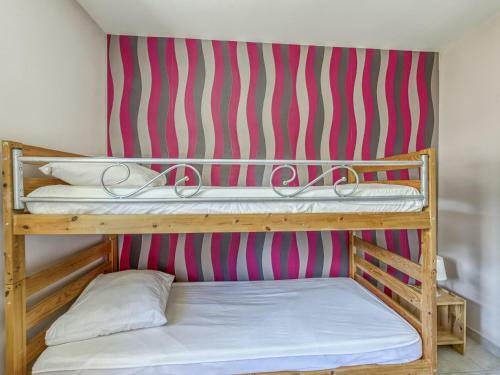 Exquisite Holiday Home In Gagni�res With Swimming Pool