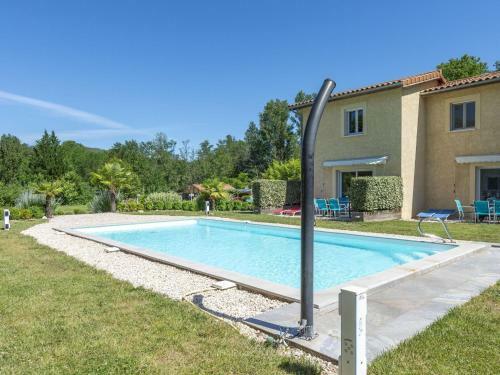 Exquisite Holiday Home In Gagni�res With Swimming Pool