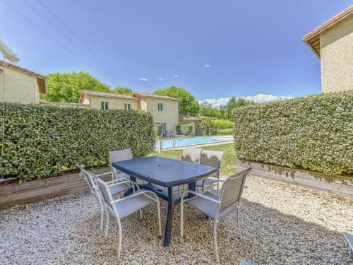 Exquisite Holiday Home In Gagni�res With Swimming Pool