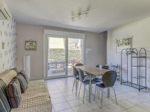 Alluring Holiday Home In Gagni�res With Swimming Pool