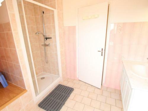 G�te Geffosses, 4 Pi�ces, 5 Personnes - Fr-1-362-313