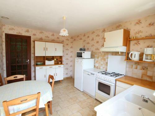 G�te Geffosses, 4 Pi�ces, 5 Personnes - Fr-1-362-313