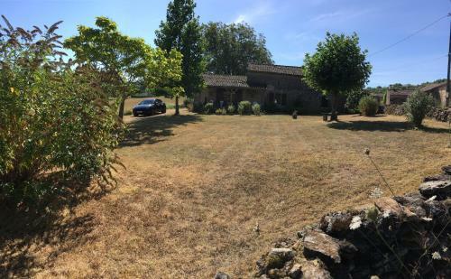 Remarkable 3-bed House In Gavaudun