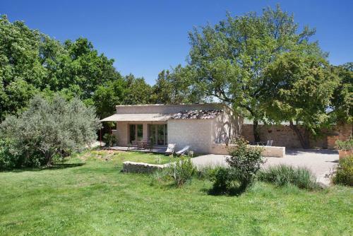 Hostal Domaine Les Petites Vaines