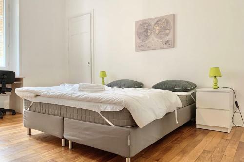 Very Nice Bourgeois Apartment For 6 Stationtram #j0