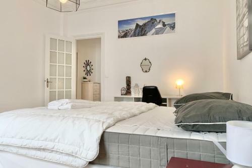 Very Nice Bourgeois Apartment For 6 Stationtram #j0