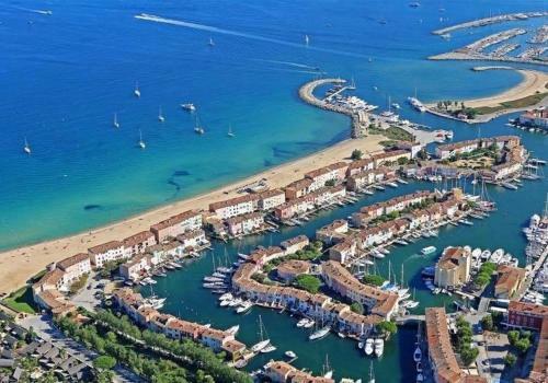 Apartment In Port Grimaud Sleeps 4
