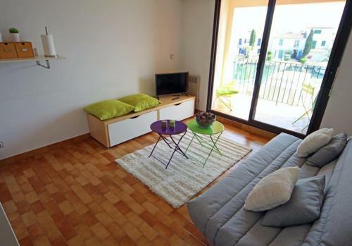 Apartment In Port Grimaud Sleeps 4