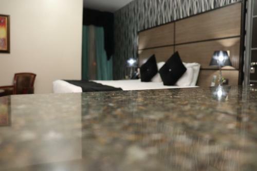 Hotel Luxsur
