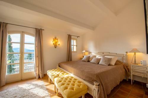 Elegant Village House In Grimaud