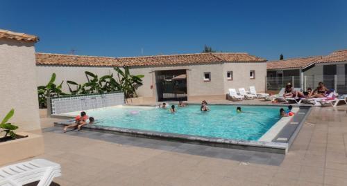 Hotel Le Hameau de Cannisses 4 Pers.