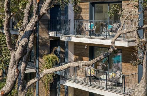 Hotel Le Lodge Des �les D'or