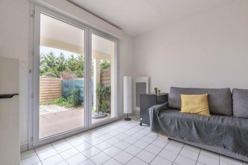 Apartamento T2 Dans Une R�sidence Avec Piscine