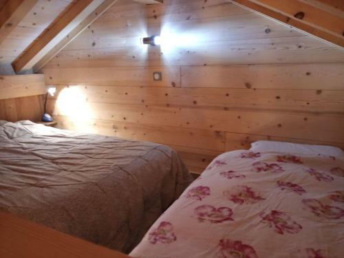Chalet In Lovely, Rich Forest Setting With A Beautiful View