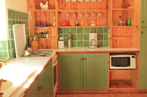 Inviting 3-bed House In Lacapelle Biron