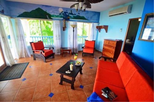 Hotel Las Lajas Beach Resort