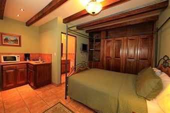 Los Establos Boutique Hotel