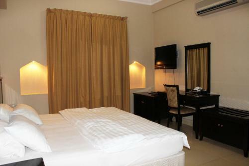 Aparthotel Gulf Crown Hotel Apartment