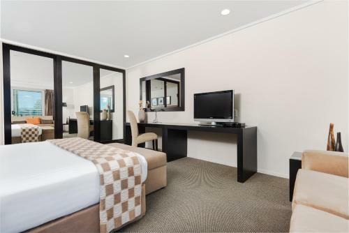 Hotel On Devonport