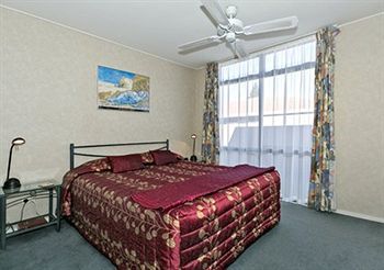 Motel Comfort Inn Academy