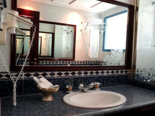 Beach Bay Hotel Muscat