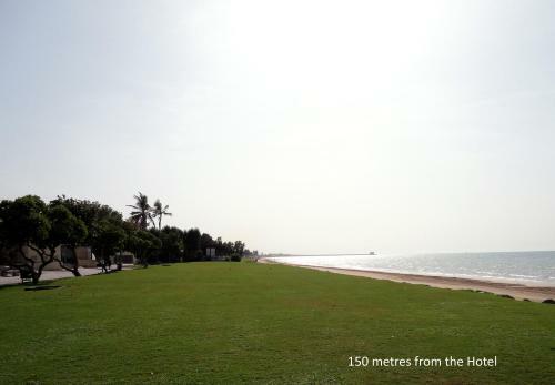 Beach Bay Hotel Muscat