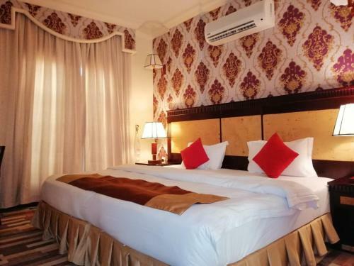 Dmas Hotel