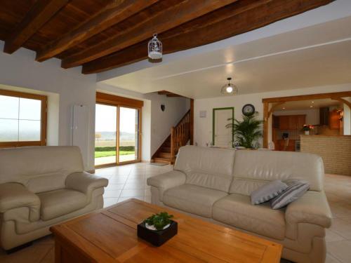 G�te Val-couesnon, 5 Pi�ces, 6 Personnes - Fr-1-538-128