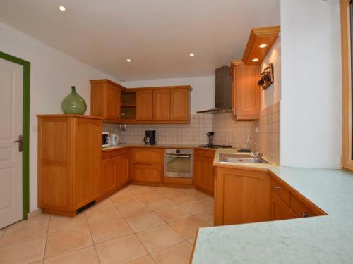 G�te Val-couesnon, 5 Pi�ces, 6 Personnes - Fr-1-538-128