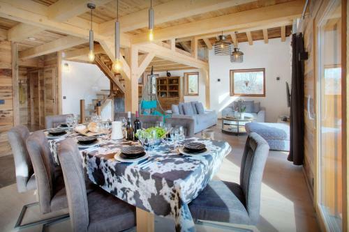 Chalet Sabaroc - Ovo Network
