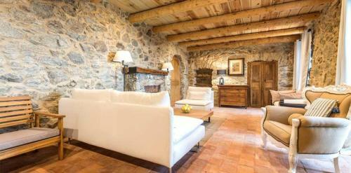 Lama Villa Sleeps 4 Air Con Wifi