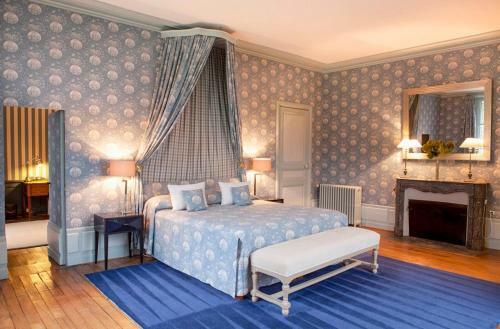 Langeais Chateau Sleeps 18 Pool Wifi