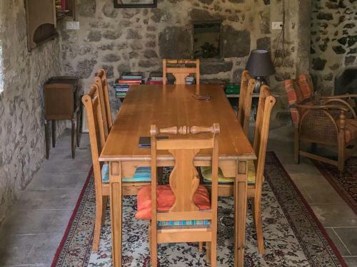 Luxurious Holiday Home In Lapeyrouse Near Forest