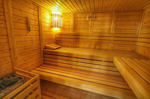 Chalet Stam